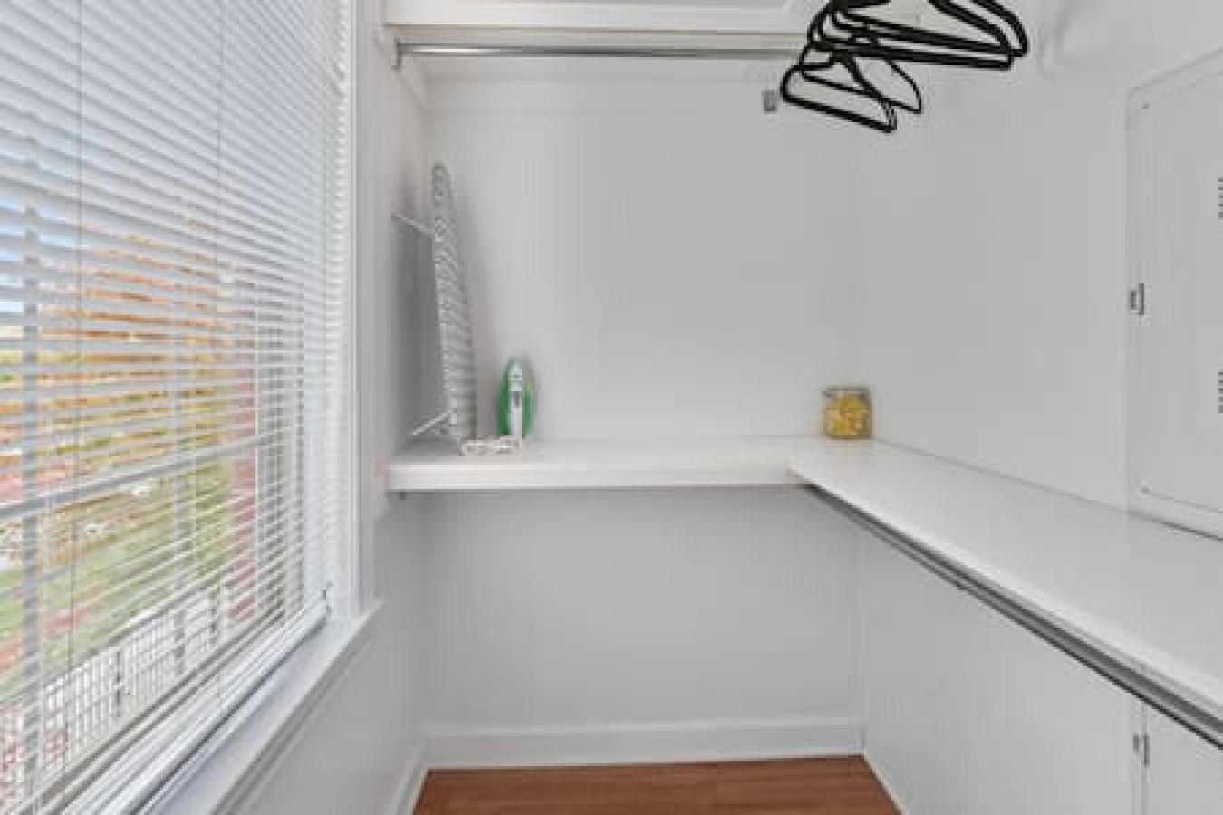 Affordable 1-Br By Dmc Detroit Apartment Exterior photo